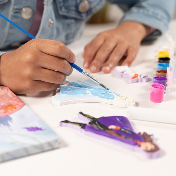 Disney Frozen decorating canvas - Image 2