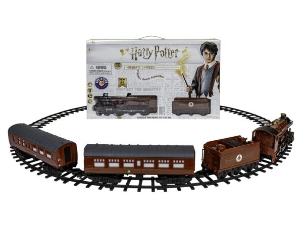 Hogwarts Express Remote Control Train Set (37-Piece) - Image 7