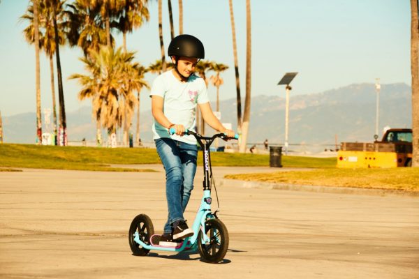 Razor FlashBack Scooter - Blue - Image 7