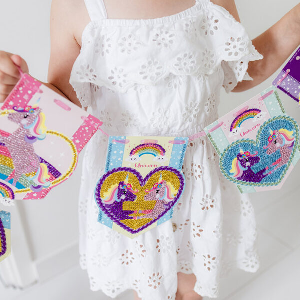 Unicorn 2 to 1 Suitcase - Image 15