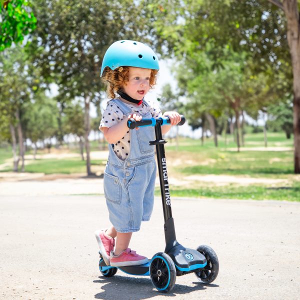 Xtend Scooter ride on - Blue - Image 10