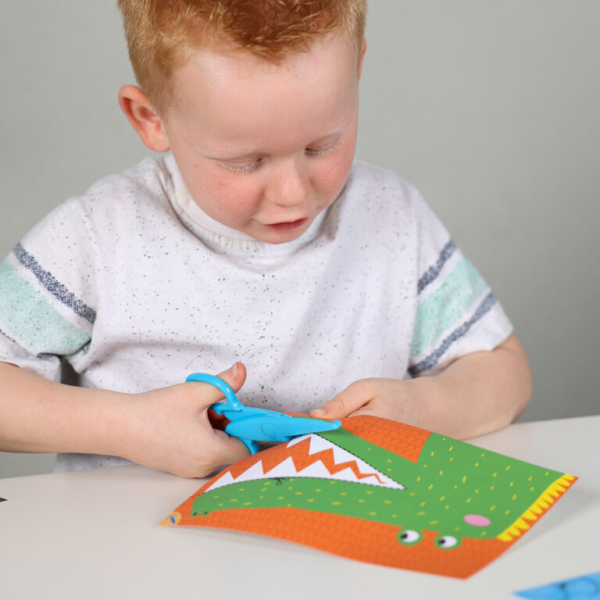 I learn to use scissors step-by-step - Image 11