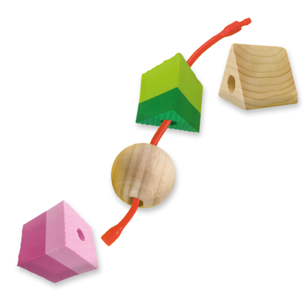 Lacing sensory beads - Image 3