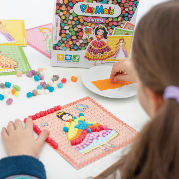PlayMais Eco Play Mosaic Little Princess - 2,300 Mosaic Pieces - Image 3
