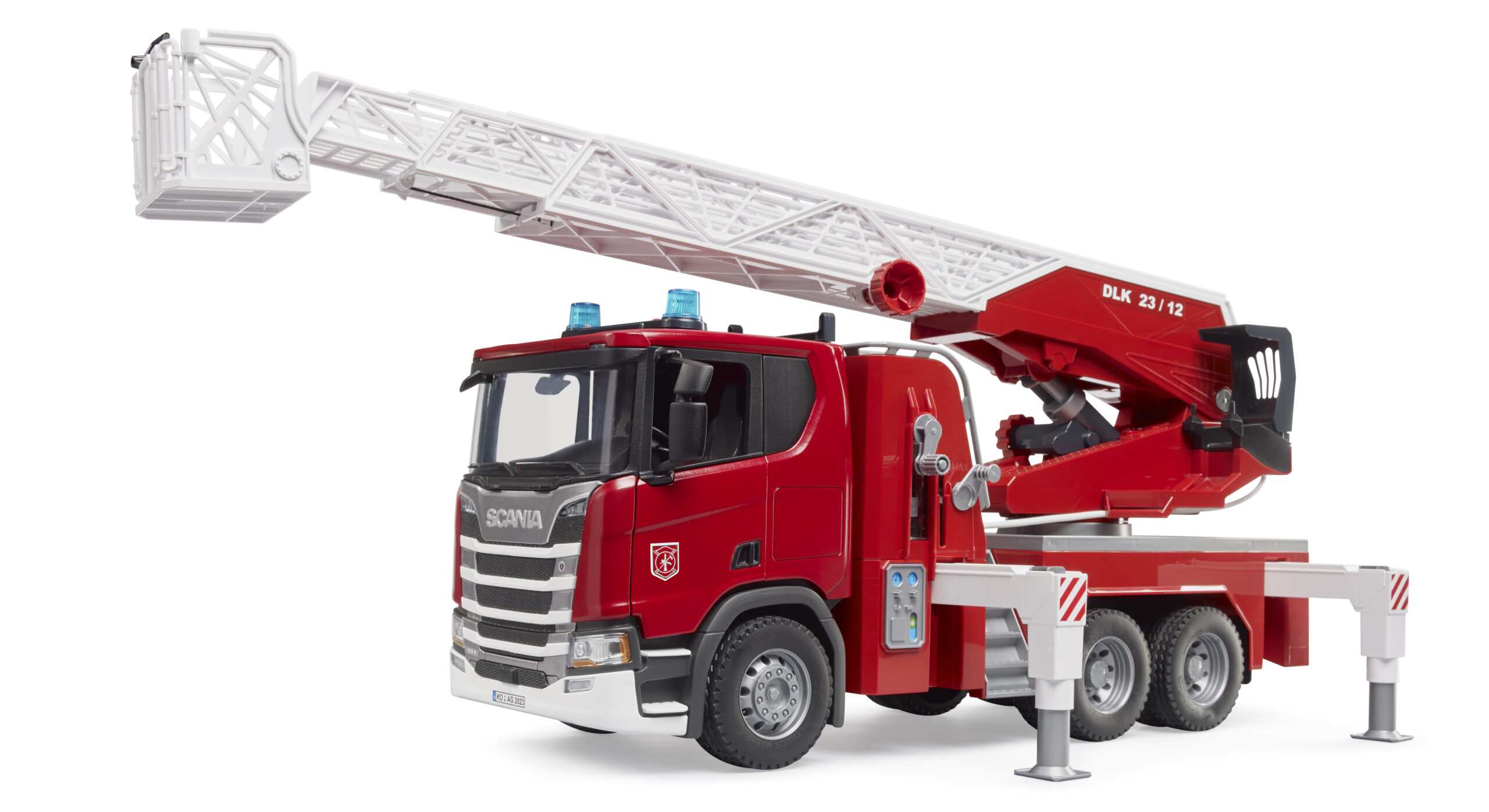 Scania Super 560R Fire Engine Toy - Image 9