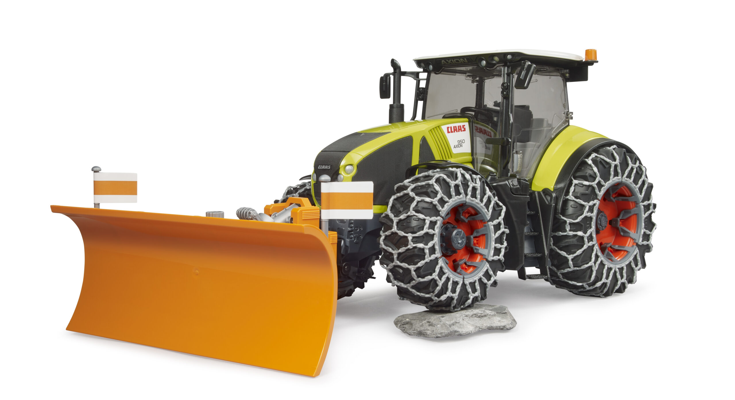 Claas Axion 950 Tractor with Snow Chains and Plow - Image 9